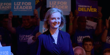 Βρετανία: Η υποψήφια για την πρωθυπουργία Λιζ Τρας κερδίζει έδαφος στην κούρσα διαδοχής