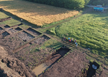 Βουλγαρία: Δέκα νέοι αρχαιολογικοί χώροι ανακαλύφθηκαν πριν αρχίσουν οι εργασίες κατασκευής της σιδηροδρομικής σύνδεσης Βολούγιακ – Ντραγκομάν