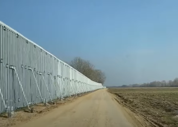 Ν. Μηταράκης: Θα επεκταθεί περίπου 80 χιλιόμετρα ο φράχτης στον Έβρο [βίντεο]