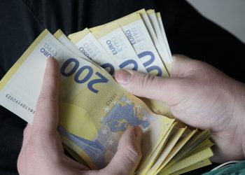 Τι καταβάλλεται από το υπουργείο Εργασίας, τον e-ΕΦΚΑ & τη ΔΥΠΑ, έως τις 23 Σεπτεμβρίου