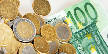 Το “παραμύθι” των διαθεσίμων: Τα €50 δισ που μοιράζονται & τα €37 δισ που μαζεύτηκαν