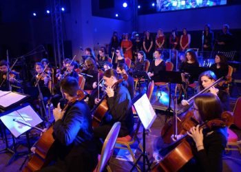 Μάγεψε το κοινό η συναυλία του Δημοτικoύ Ωδείου Αλεξανδρούπολης που πραγματοποίηθηκε στον Διεθνή Αερολιμένα “ΔΗΜΟΚΡΙΤΟΣ”