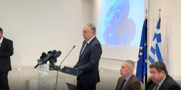 Μήνυμα ενότητας & αλληλεγγύης για την αποφασιστική φύλαξη των ευρωπαϊκών συνόρων με την Τουρκία στον Έβρο από τη συνάντηση Θεοδωρικάκου με 27 πρέσβεις στην Αλεξανδρούπολη