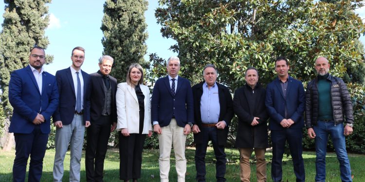 Οι υποψήφιοι της “Περιφερειακής Σύνθεσης” του Χριστόδουλου Τοψίδη στη ΠΕ Δράμας