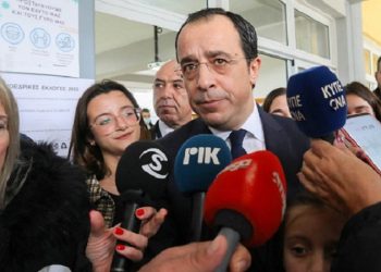 Εκλογές στην Κύπρο: Πρώτος ο Χριστοδουλίδης με 2,45 μονάδες διαφορά