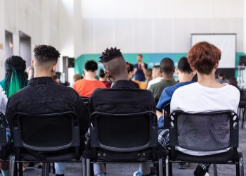 Ξεκινάει το εργαστήριο διδασκαλίας/εκμάθησης των Ελληνικών
