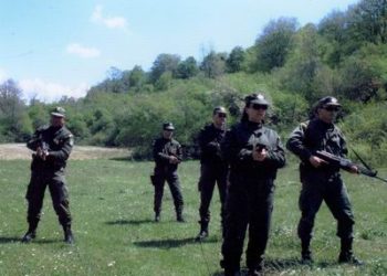 Συνοριοφύλακες υπογράφουν πλασματικά σύμφωνα συμβίωσης