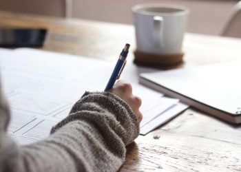 Καθηγήτρια τουρκικής γλώσσας, με πολυετή εμπειρία, παραδίδει ιδιαίτερα μαθήματα