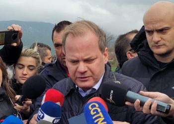 Παραιτήθηκε ο υπουργός Μεταφορών Κώστας Καραμανλής