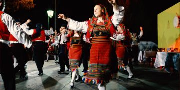 Μουσικές και χοροί με άρωμα Θράκης και Πόντου στο κέντρο της Θεσσαλονίκης