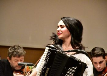 Ζωή Τηγανούρια: Όταν ενώνεται η λαϊκή μουσική με την κλασική & το tango