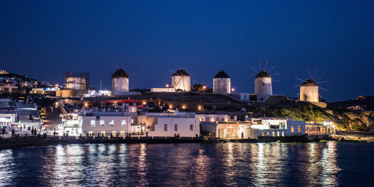 Μύκονος: Μείωση σχεδόν 30% στις αφίξεις στο πρώτο τετράμηνο του 2023