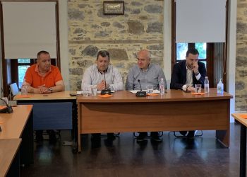 Σαμοθράκη: Σύσκεψη με τον Περιφερειάρχη Χρήστο Μέτιο