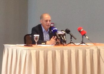 Βελόπουλος: Αυτός που δολοφόνησε το λαό εθνικά, κοινωνικά, πολιτικά, οικονομικά δεν μπορεί να είναι ο σωτήρας του