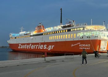 Ακινητοποιημένο στο λιμάνι Αλεξανδρούπολης το “Αδαμάντιος Κοραής”