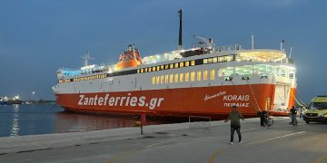 Ακινητοποιημένο στο λιμάνι Αλεξανδρούπολης το “Αδαμάντιος Κοραής”