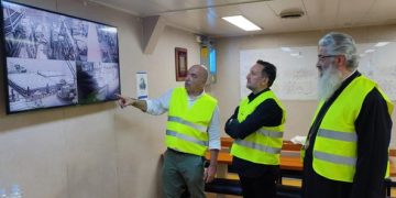 Αλεξανδρούπολη: Επίσκεψη Γιάννη Ζαμπούκη & Μητροπολίτη κ.κ.Άνθιμου στο πλοίο LNG Castoro10