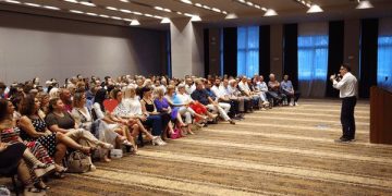 Εν Έργω Μαζι: “Πώς μπορώ εγώ να σας βοηθήσω για να βοηθήσετε τους δημότες του δήμου Αλεξανδρούπολης”;