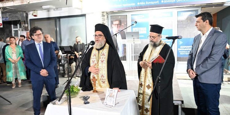 Ορεστιάδα Νέα Ξανά: Σε κλίμα ενθουσιασμού τα εγκαίνια του εκλογικού κέντρου της παράταξης