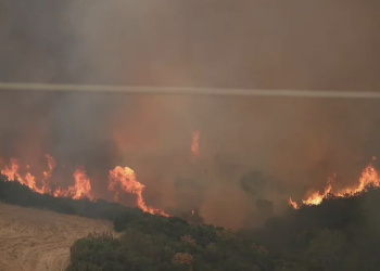Έβρος: Σε πύρινο κλοιό για 14η μέρα