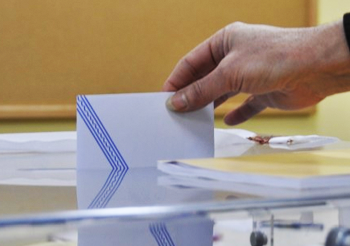 Aνοίγουν αύριο οι κάλπες – Όλα όσα πρέπει να ξέρουμε για σταυρούς, υποψηφίους & αποτελέσματα