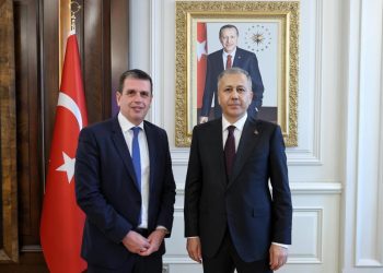 Συνεργασία Ελλάδας και Τουρκίας για την πάταξη της παράνομης διακίνησης μεταναστών