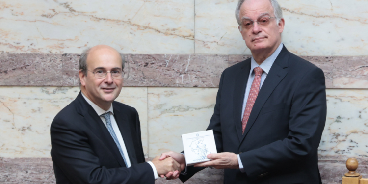 Προϋπολογισμός 2024: Ανάπτυξη 2,9%, πληθωρισμός 2,6% & πρωτογενές πλεόνασμα 2,1%
