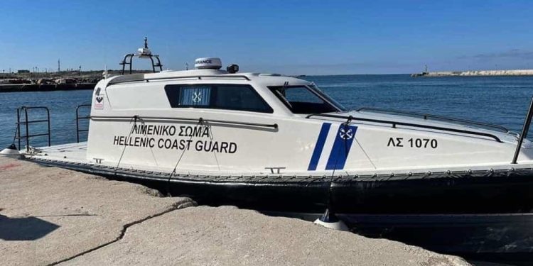 Ακυβέρνητο σκάφος βρέθηκε στην είσοδο του Λιμανιού Αλεξανδρούπολης