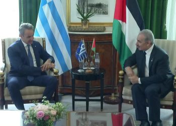 Συνάντηση Μητσοτάκη με τον Πρωθυπουργό της Παλαιστινιακής Αρχής: “Διαχρονική η στήριξη της Ελλάδας στη λύση των δύο κρατών”