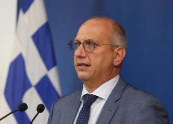 Την υπουργό Εσωτερικών του Ηνωμένου Βασιλείου θα υποδεχθεί αύριο στον Έβρο η ηγεσία του υπουργείου Προστασίας του Πολίτη