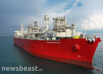 Ξεκίνησε το ταξίδι της προς την Αλεξανδρούπολη η πλωτή μονάδα FSRU