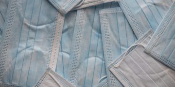 Επιστρέφουν οι μάσκες: Συστάσεις για χρήση σε κλειστούς χώρους, Μέσα Μεταφοράς