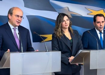 Αυξάνεται από 2.000 στα 2.400 ευρώ το επίδομα γέννησης