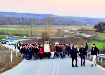 Δαδιά: Το έθιμο της περιφοράς των εικόνων