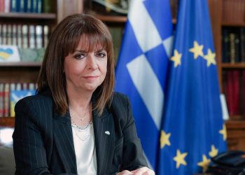 Κ. Σακελλαροπούλου: Με αναφορά και στις πυρκαγιές του Έβρου το Πρωτοχρονιάτικο μήνυμα της ΠτΔ