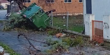 Ανεμοστρόβιλος “χτύπησε” το Αμόριο Σουφλίου – Σοβαρές καταστροφές σε σπίτια