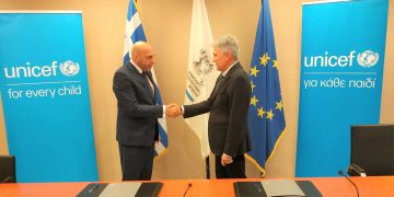 ΔΠΘ: Υπογραφή Συμφώνου Συνεργασίας με τη UNICEF για τα δικαιώματα του παιδιού