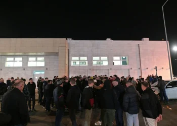 Αλεξανδρούπολη: Ένταση στο αεροδρόμιο “Δημόκριτος” μετά την άρνηση Αυγενάκη να συναντήσει τους αγρότες