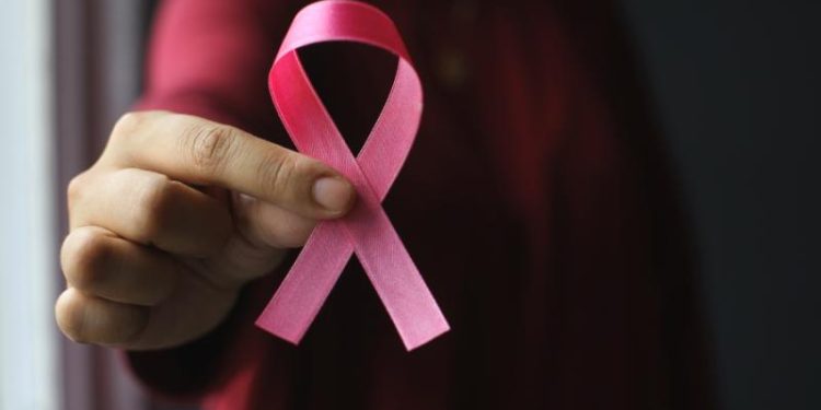 Παγκόσμια Ημέρα κατά του Καρκίνου: Να κλείσουμε την ψαλίδα στη θεραπεία του καρκίνου