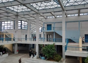 ΔΠΘ: Ελεύθερη η ομάδα ατόμων που εισέβαλε στο κτήριο της Νομικής