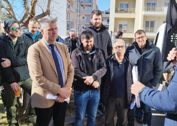 Χ. Τοψίδης: Συνάντηση με τους μελισσοκόμους της Περιφέρειας ΑΜΘ