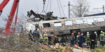 Παρατείνεται η ανάκριση για τα Τέμπη: Ανακριτές θα ερευνήσουν αν υπήρξαν εύφλεκτα υλικά