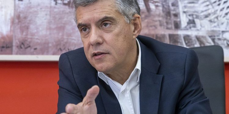 “Νίπτει τας χείρας του” ο Αγοραστός για το μπάζωμα στα Τέμπη: Δεν φταίω εγώ