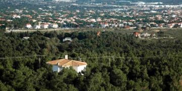 Υποχρεωτική η προληπτική πυροπροστασία ακινήτων – Τα μέτρα που εξέδωσε το υπουργείο Περιβάλλοντος