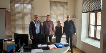 Συνάντηση με στελέχη του Πολυδύναμο Κέντρο ΑΜΘ ΚΕΘΕΑ Κιβωτός είχε ο Δήμαρχος Σαμοθράκης