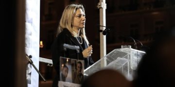 Άρση ασυλίας για Καραμανλή και Σπίρτζη ζητούν από τη Βουλή Καρυστιανού και Ασλανίδης