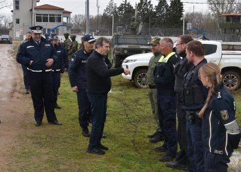 ΥΠΤΠ: Ανακοίνωση σχετικά με την έξοδο και επανείσοδο στην Ελλάδα αλλοδαπών υπηκόων τρίτων χωρών