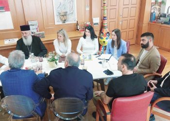 Γιάννης Ζαμπούκης: Συζήτηση για την ενδοοικογενειακή βία με φορείς της πόλης