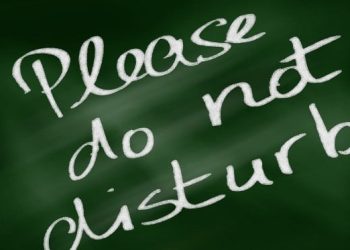 Τι αλλάζει στις ώρες κοινής ησυχίας κατά τη θερινή περίοδο