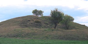 Υπογραφή σύμβασης για το έργο “Ανέγερση Κτιρίων και Προστασία Ταφικού Τύμβου της Μικρής Δοξιπάρας – Ζώνης”